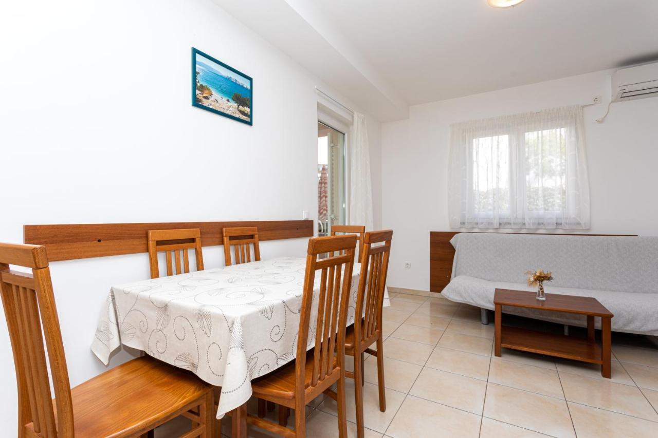 Apartments Crnekovic V バスカ エクステリア 写真